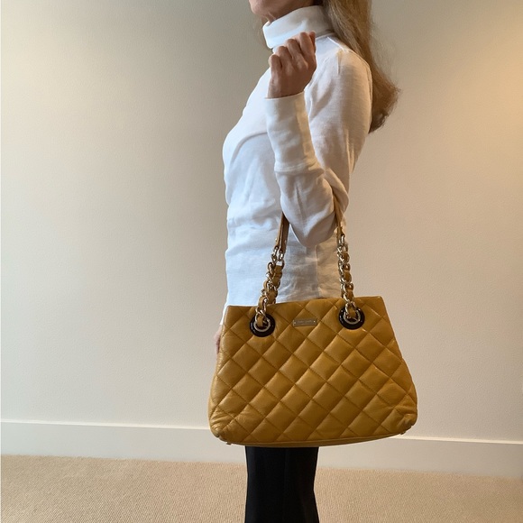 KATE SPADE golden yellow quilted bag w gold colored metal accents. - Picture 2 of 7